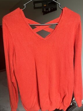 Women’s Crisscross V-Neck Sweater - Burnt Orange